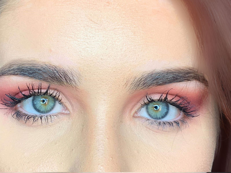 Red eyeshadow full makeup York